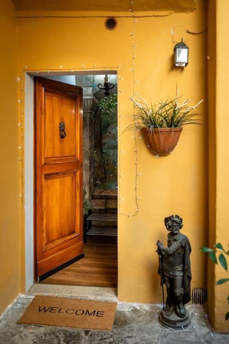 Monica Appartamento Con Giardino Al Ponte Vecchio 佛罗伦萨 外观 照片